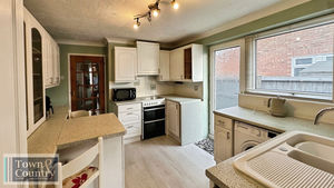 LARKFIELD WAY- click for photo gallery